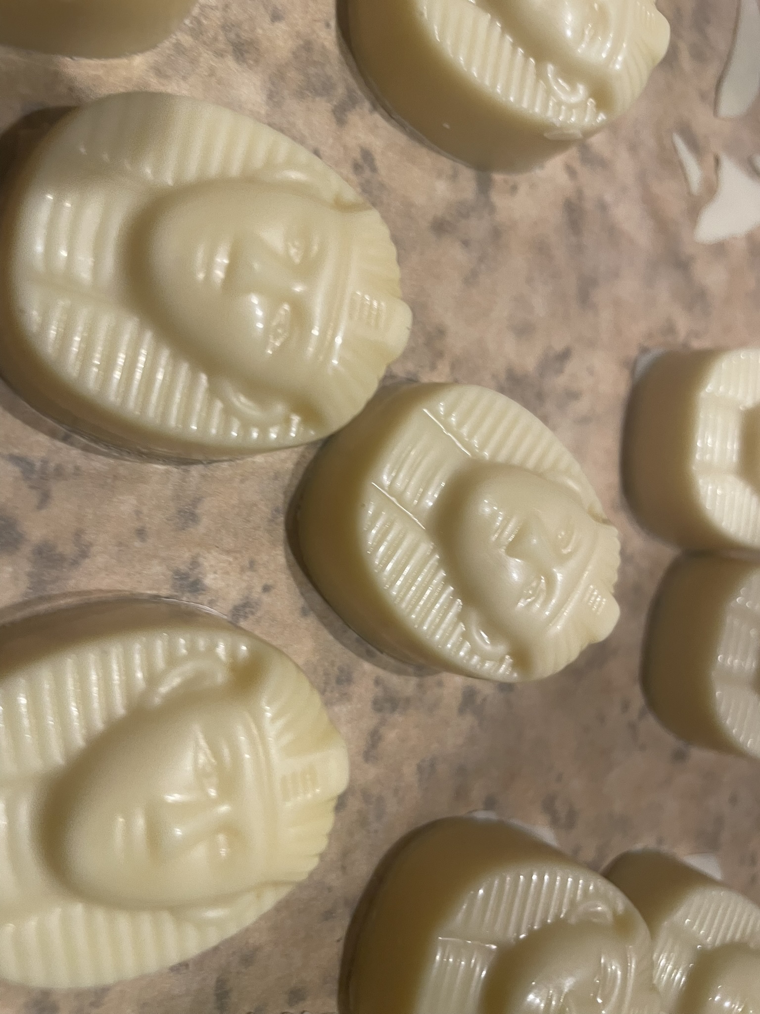 Ägyptische Gottheitenpraline